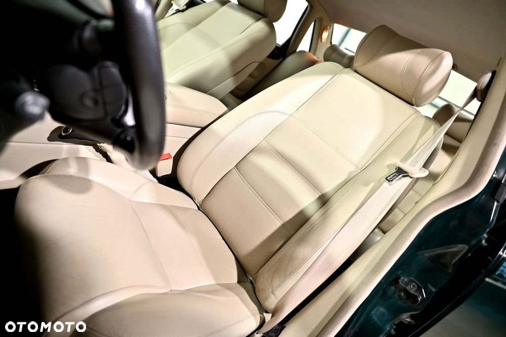 Jaguar XJR Standard - 12