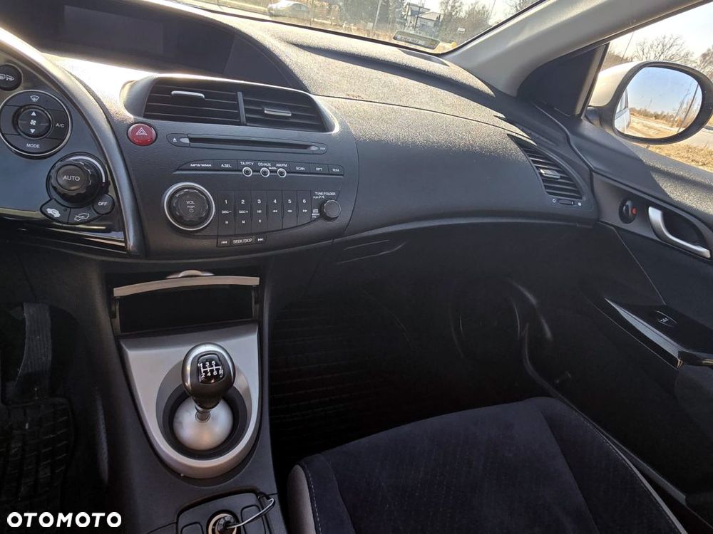 Honda Civic 1.4i-DSi Sport - 24