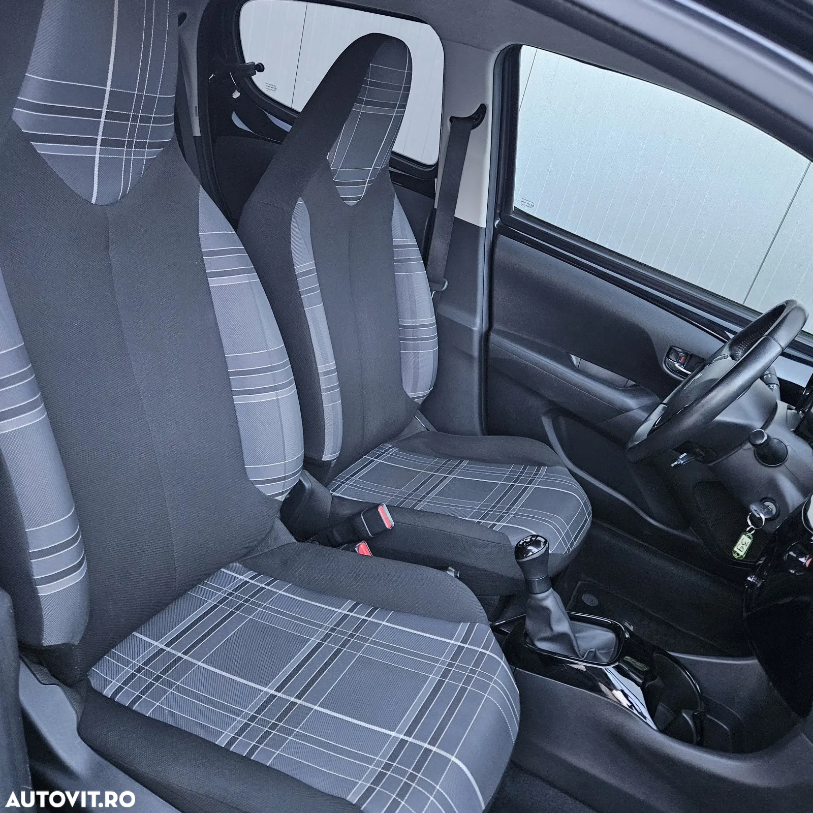 Peugeot 108 VTI 68 Top! Style - 20