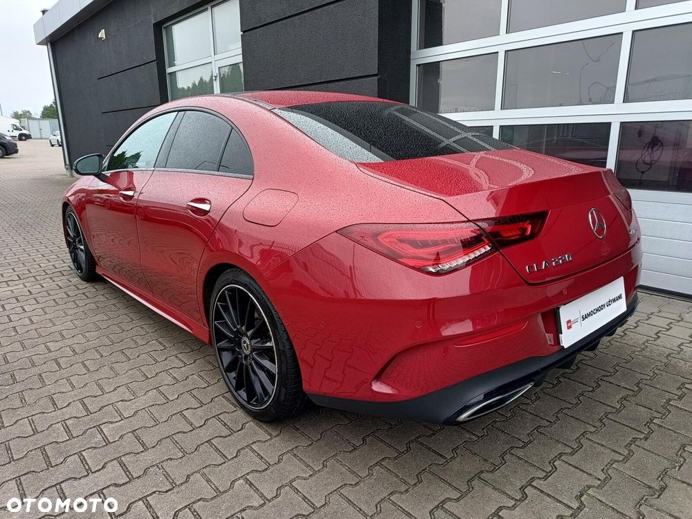 Mercedes-Benz CLA 220 4-Matic 7G-DCT - 9