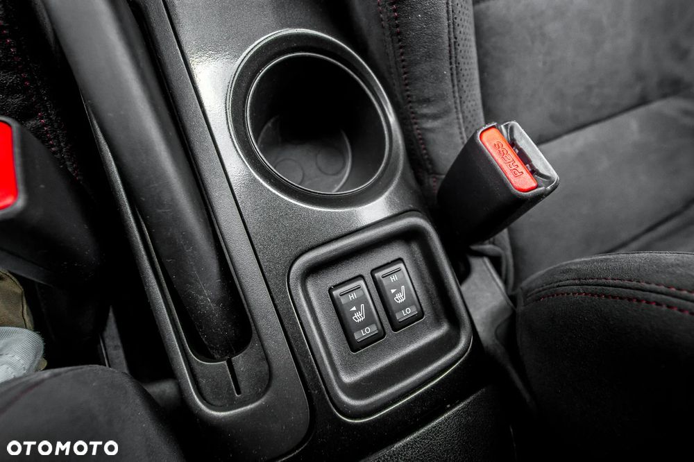 Nissan Juke 1.6 T Nismo 4x4 - 15