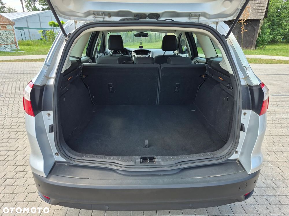 Ford Focus 1.6 TDCi Ambiente - 25