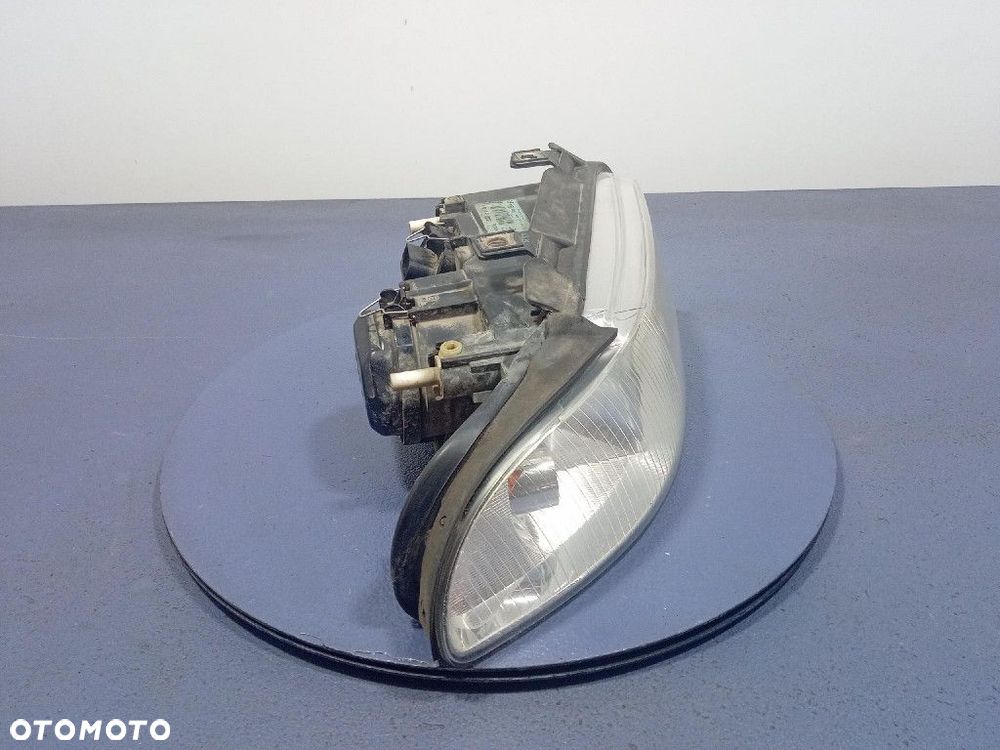 AUDI A4 B5 LIFT 99-01 REFLEKTOR PRAWY LAMPA PRZÓD  8D0941030AK - 4
