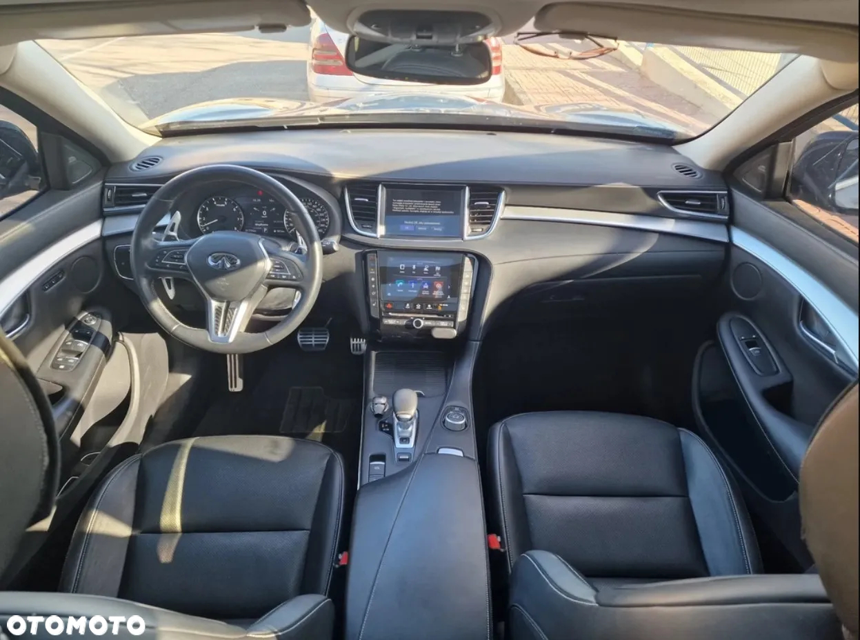 Infiniti QX50 - 16