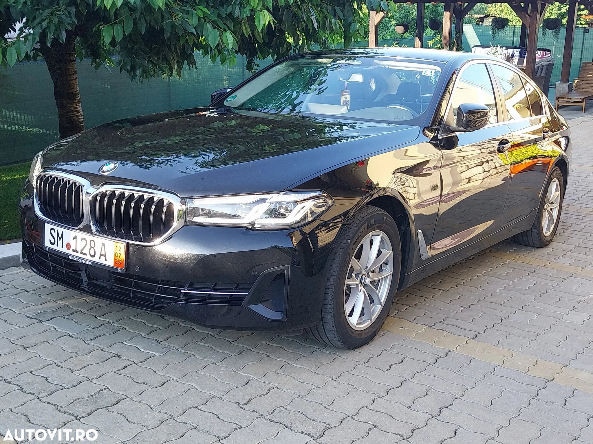 BMW Seria 5 530d AT MHEV - 2