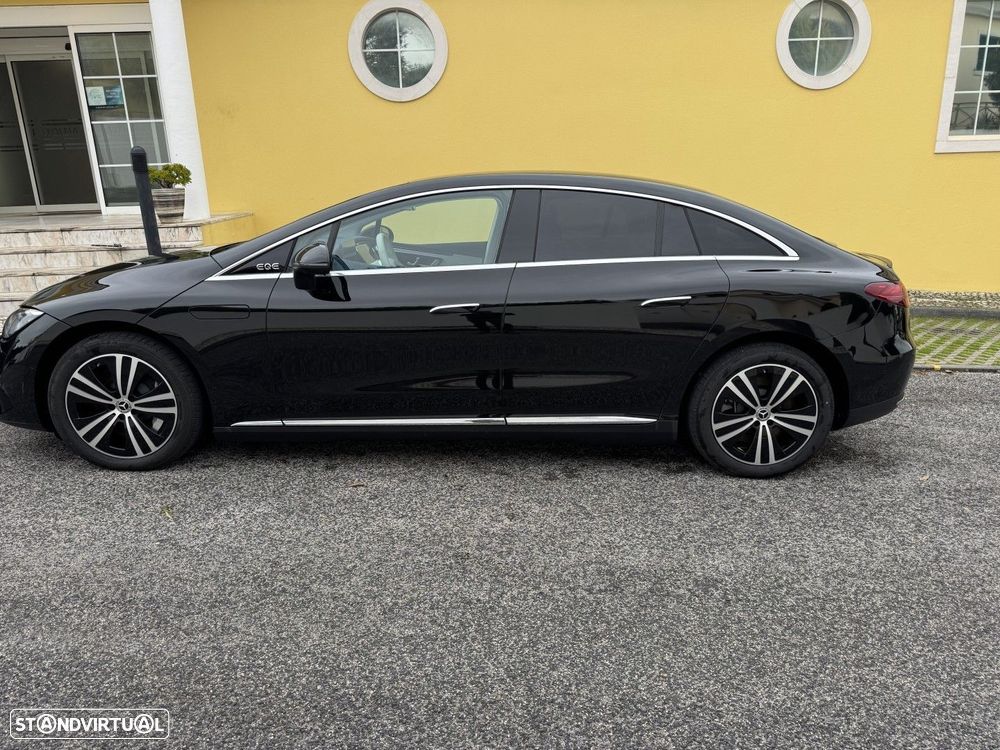 Mercedes-Benz EQE SUV 300 - 9