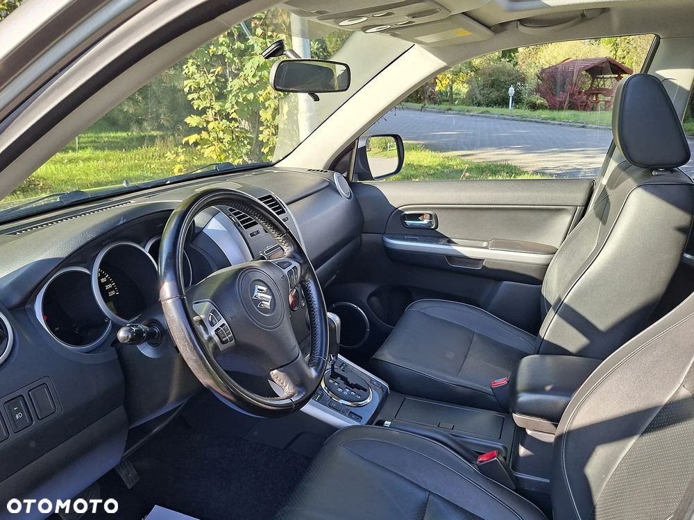Suzuki Grand Vitara 3.2 Automatik Comfort+ 20 Jahre - 26