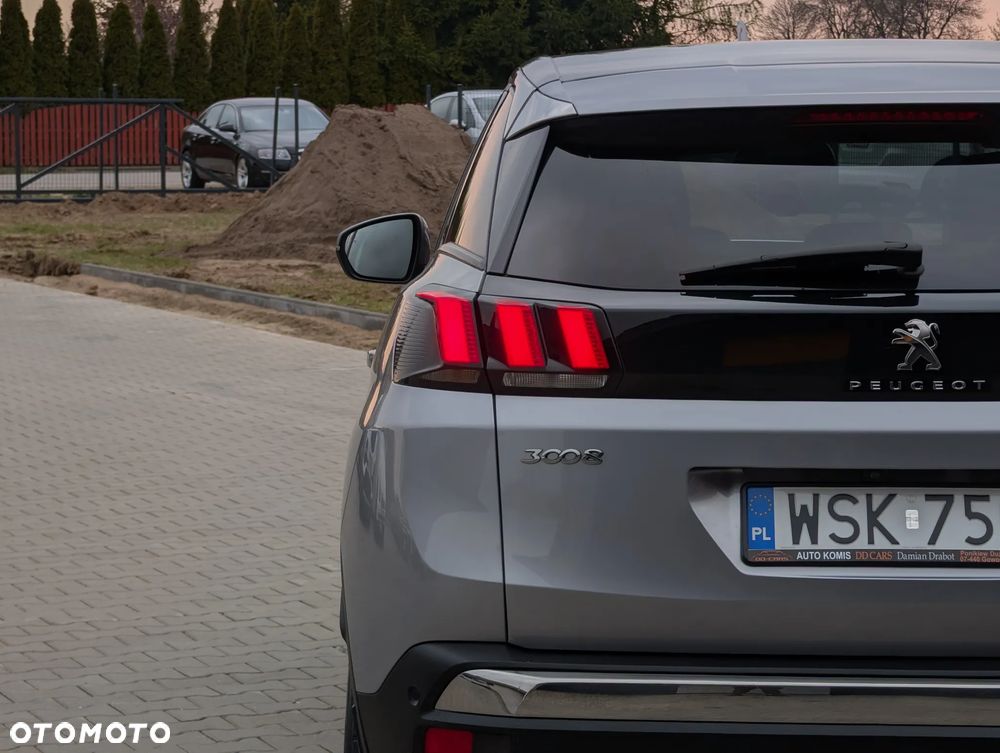 Peugeot 3008 PureTech 130 Stop & Start GPF Allure - 10