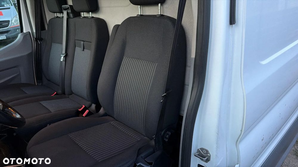 Ford Transit - 9