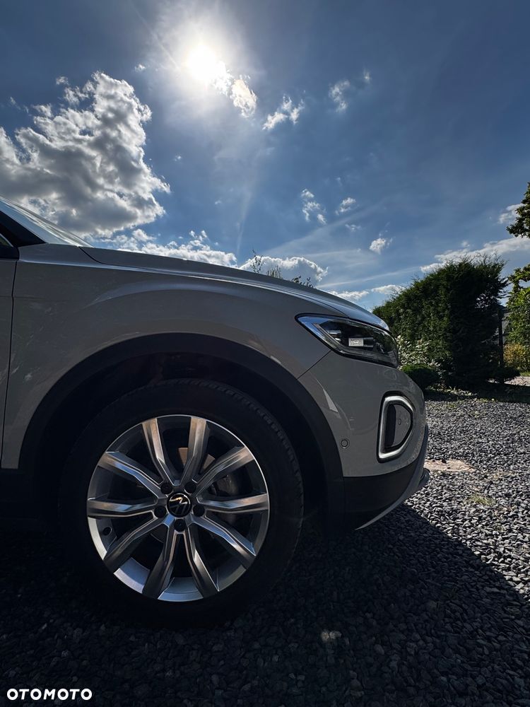 Volkswagen T-Roc 2023 photo 3