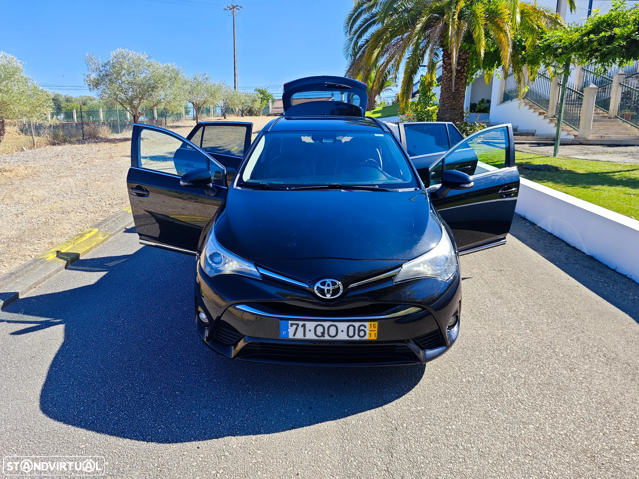 Toyota Avensis Touring Sports 2.0 D-4D Luxury+GPS - 5
