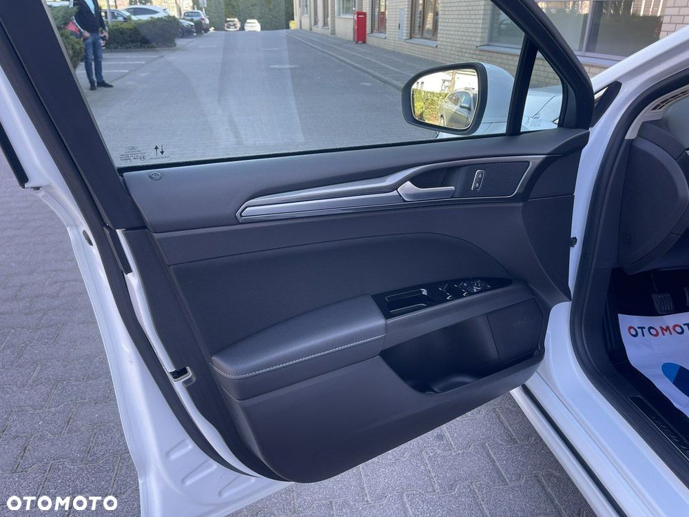 Ford Mondeo - 20