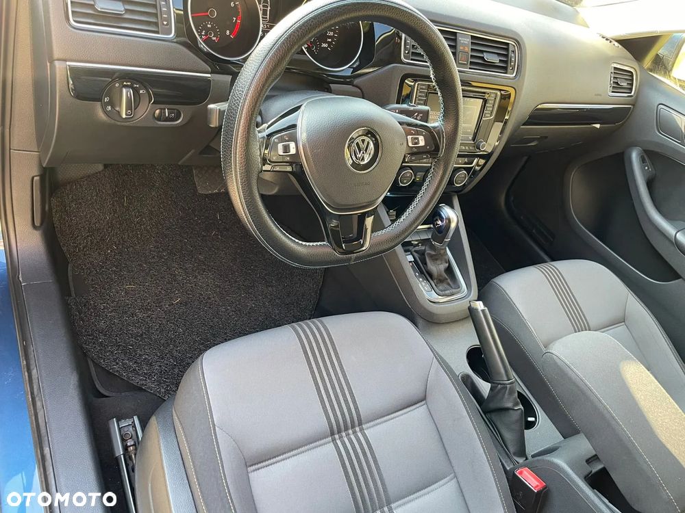 Volkswagen Jetta 1.4 TSI BMT Highline DSG - 9