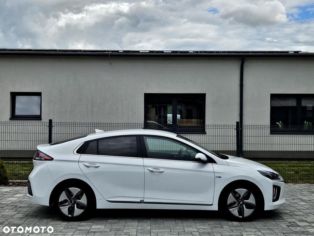 Hyundai IONIQ 1.6 GDI Premium - 13