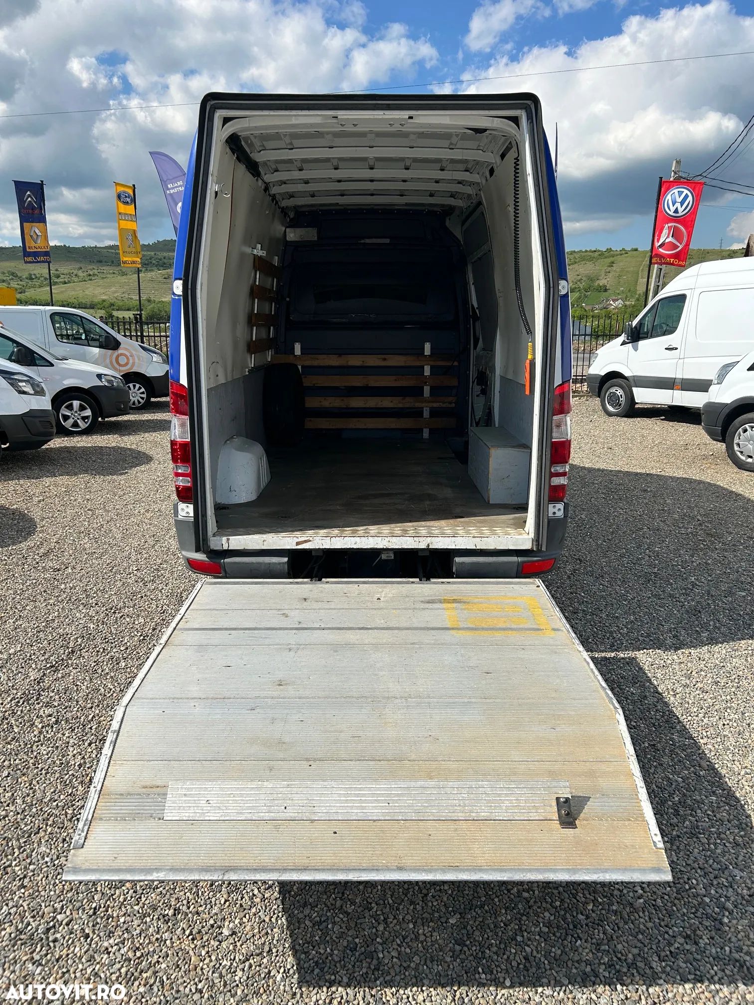 Mercedes-Benz Sprinter 313 - 1