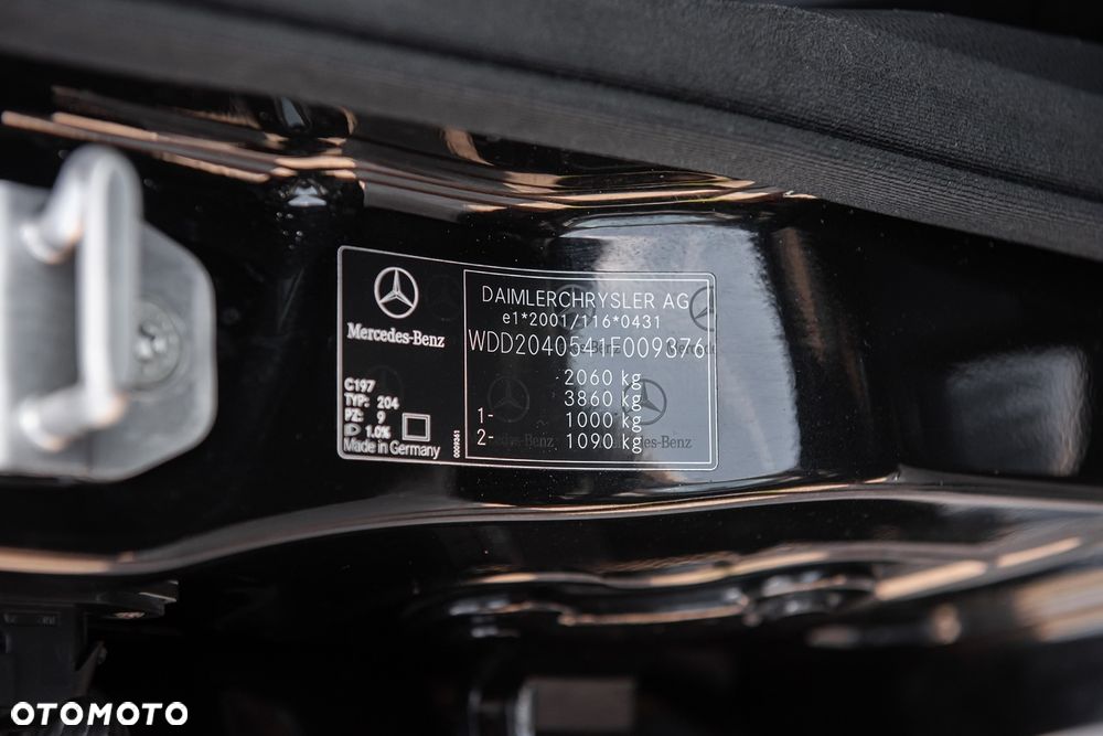 Mercedes-Benz Klasa C - 32