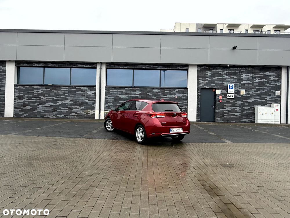 Toyota Auris Hybrid 135 Premium - 5