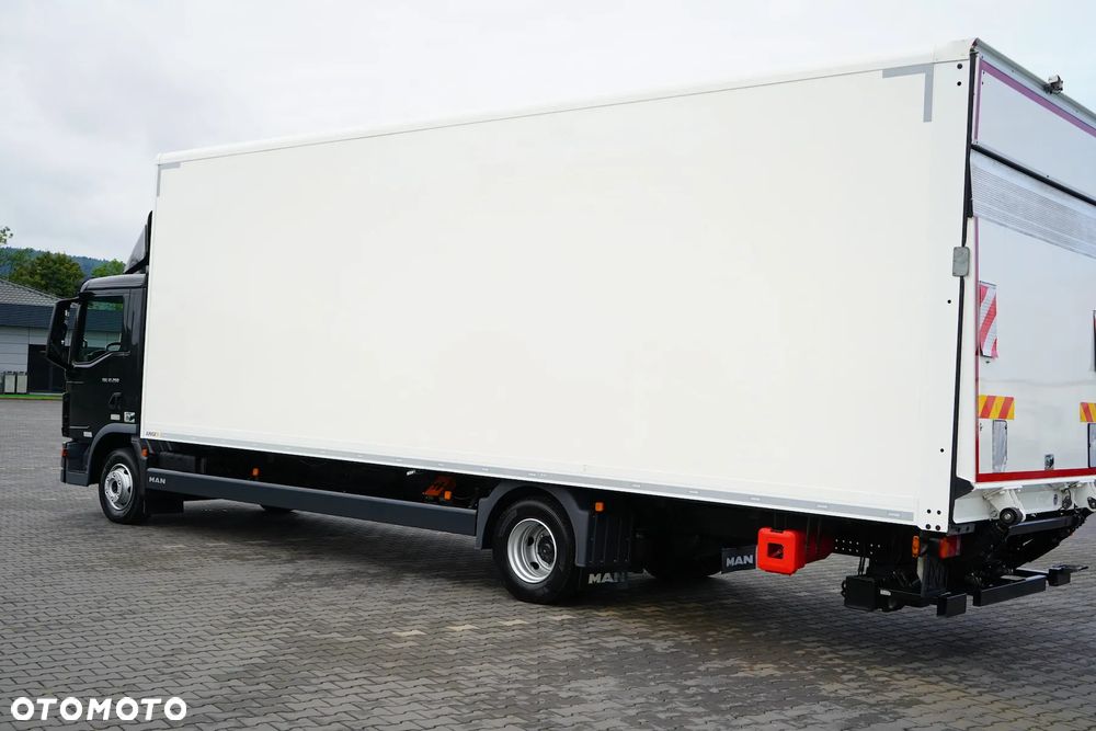 MAN TGL / 12.250 / ACC / EURO 6 / KONTENER + WINDA / 20 PALET - 27