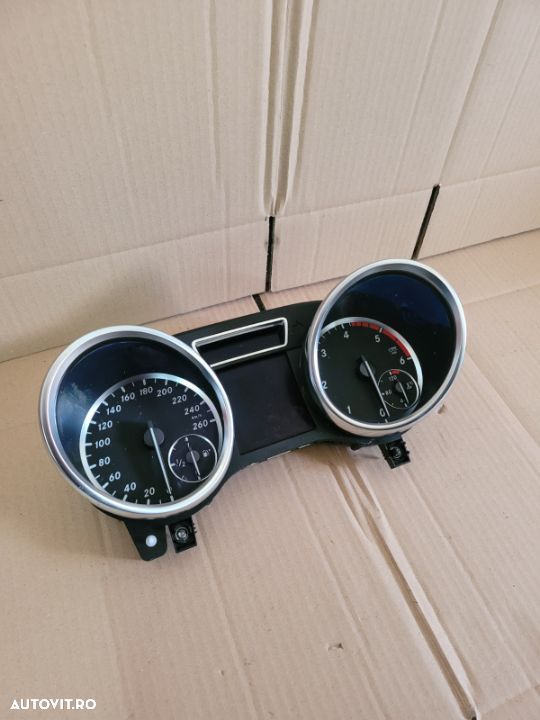 Ceasuri Bord Mercedes ML GLE W166 An 2011-2019 Volan Stanga 3.0 Diesel Cod  0263682084 - 3