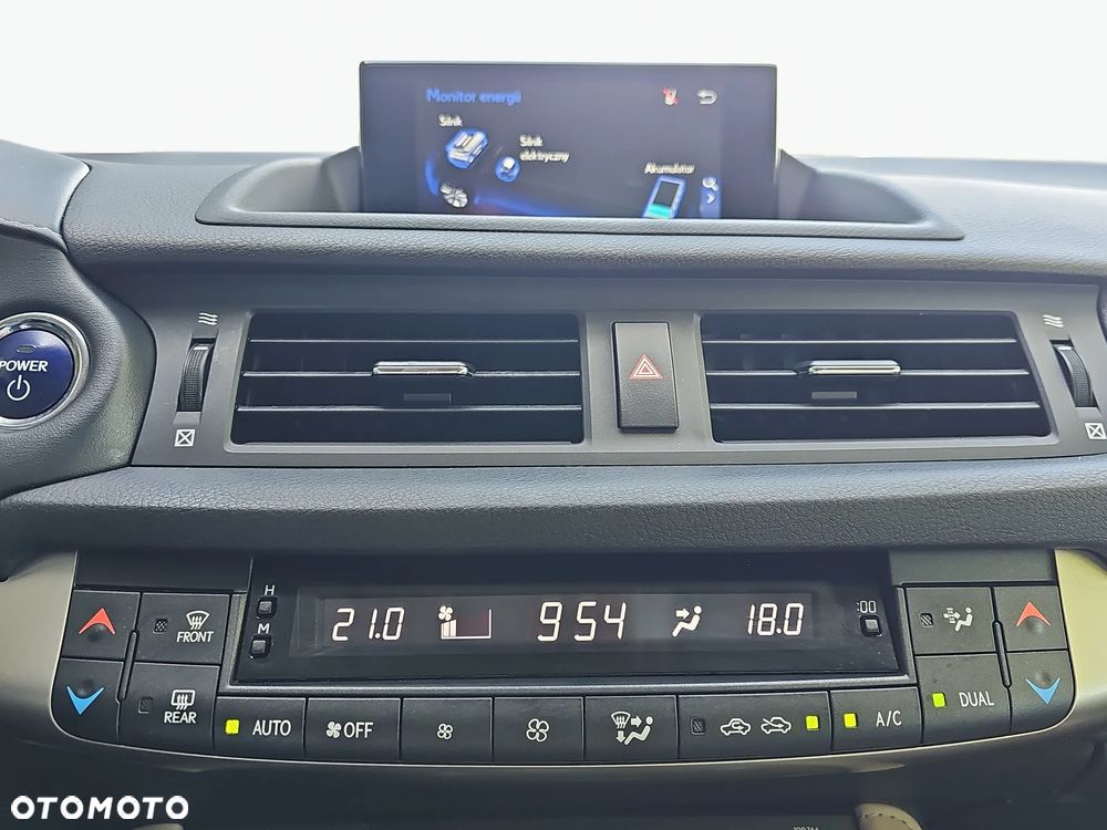 Lexus CT 200h Elegance - 21