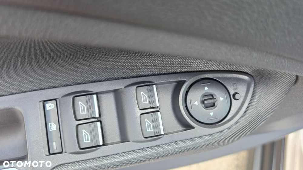 Ford C-MAX 1.5 EcoBoost Titanium ASS - 24