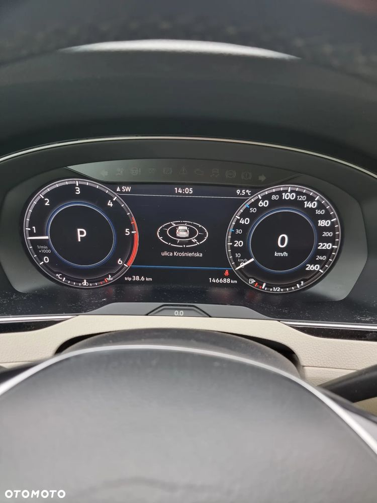 Volkswagen Passat 2.0 TDI SCR (BlueMotion Technology) DSG Comfortline - 12