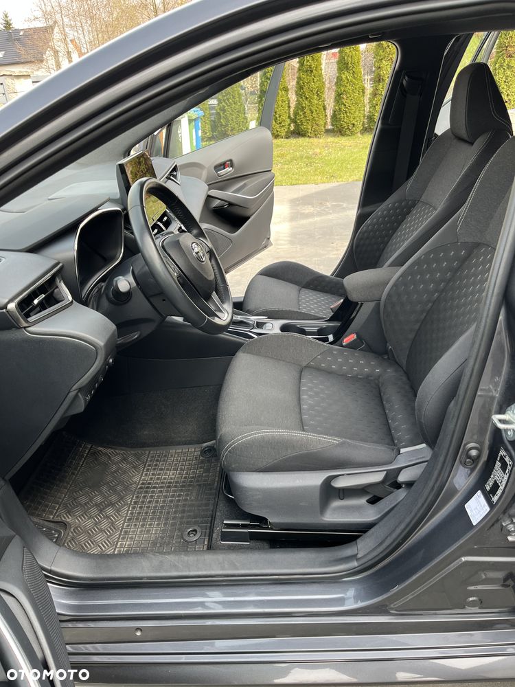 Toyota Corolla 1.8 Hybrid Comfort - 9