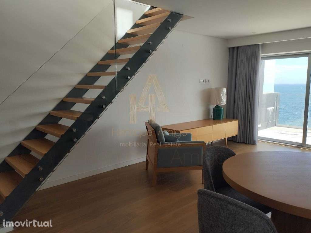 Apartamento T0 Duplex em magnífico empreendimento em Sesimbra - Grande imagem: 2/19