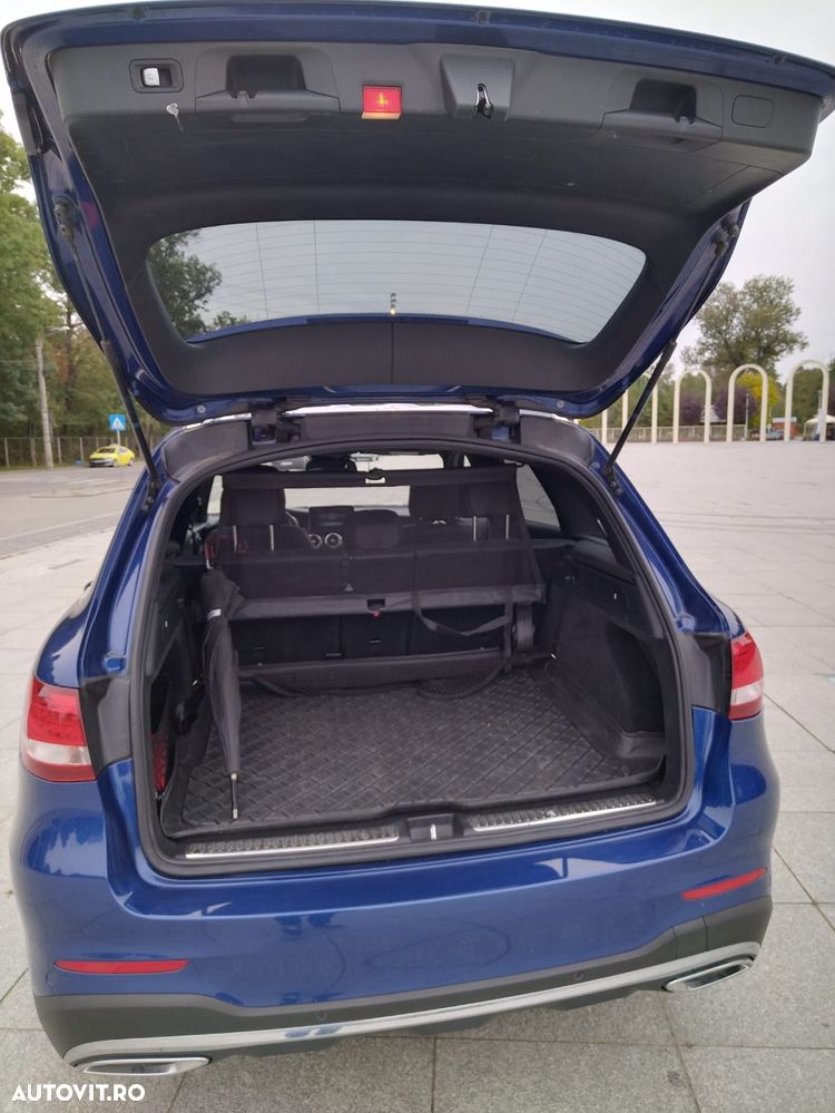 Mercedes-Benz GLC - 4