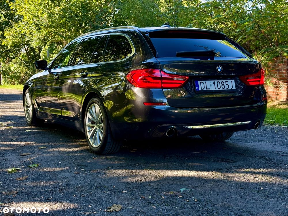 BMW Seria 5 520d Luxury Line - 27