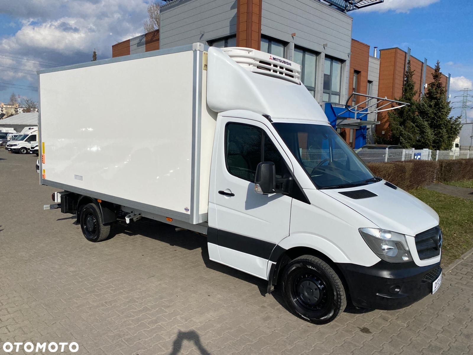 Mercedes-Benz SPRINTER 316 CDI AUTOMAT KONTENER CHŁODNIA MITSUBISHI WINDA ZEPRO - 4
