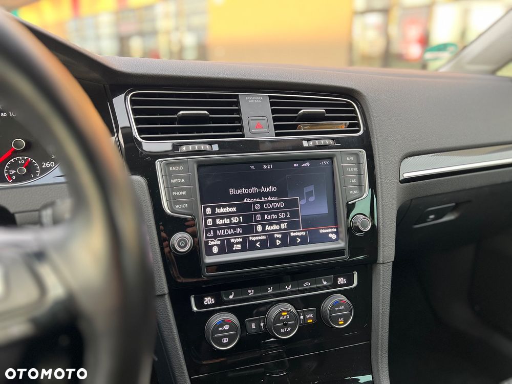 Volkswagen Golf 2.0 BlueTDI Highline - 19