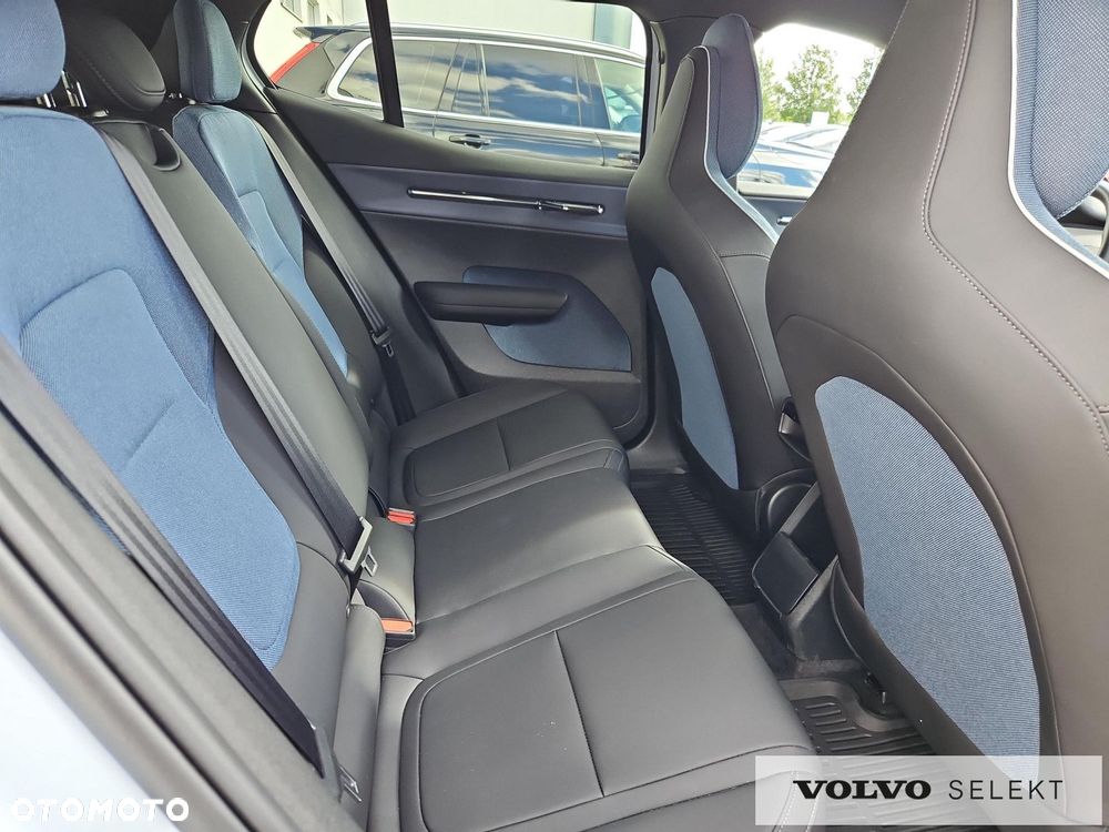Volvo EX30 69kWh Single Motor Long Range Core - 13
