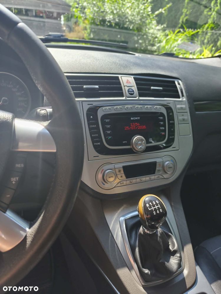 Ford Kuga 2.0 TDCi Titanium - 9