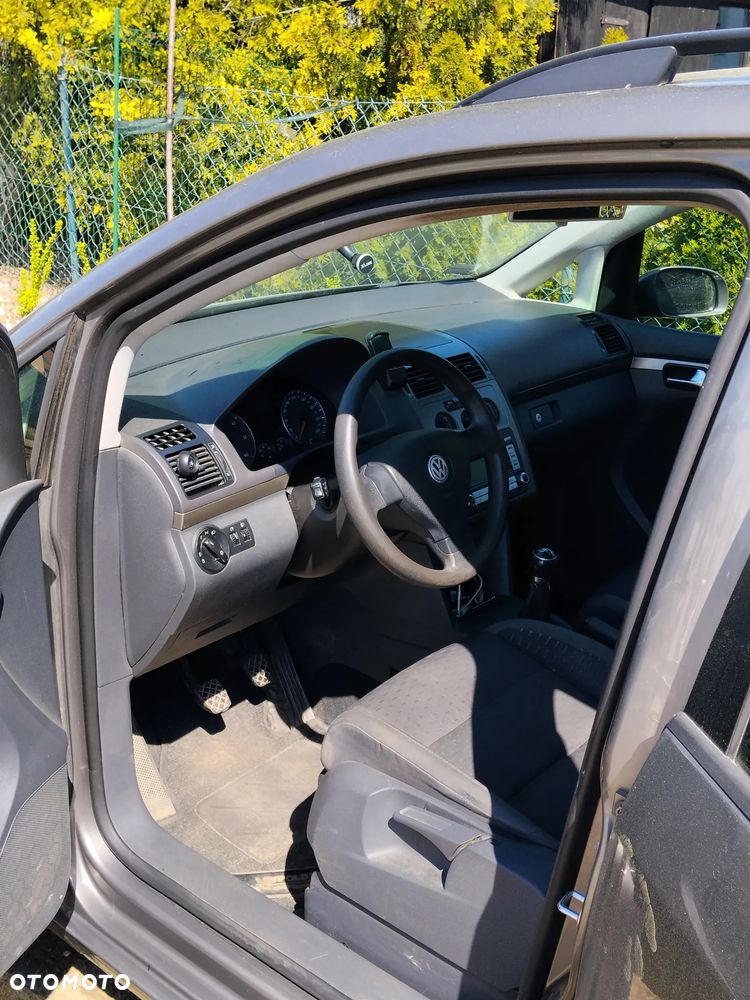 Volkswagen Touran 2.0 TDI Trendline - 10