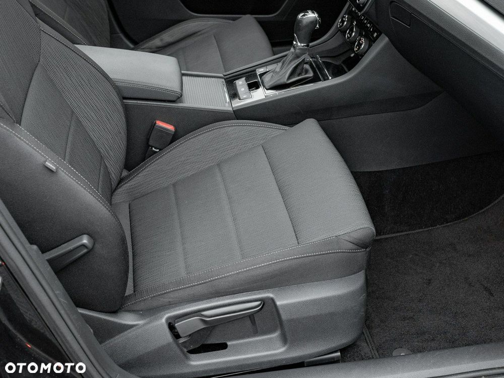 Skoda Superb 2.0 TDI Ambition DSG - 29