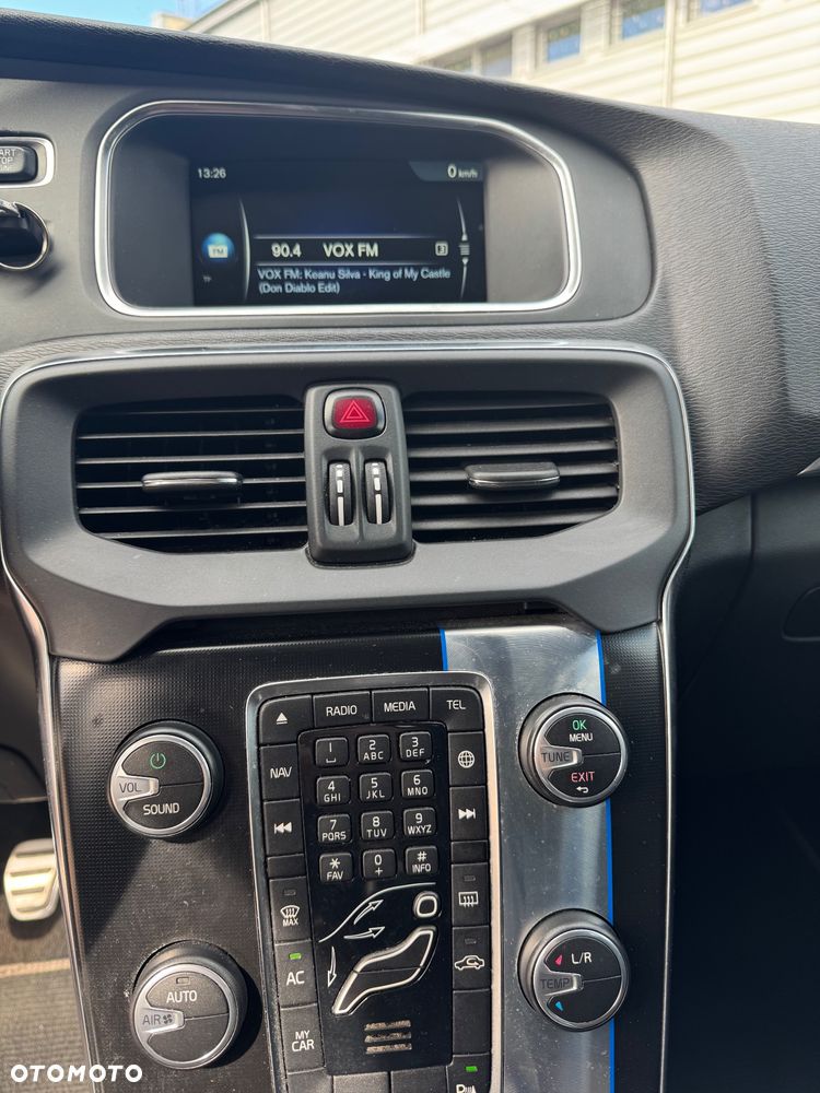 Volvo V40 D2 Drive-E R-Design Kinetic - 15
