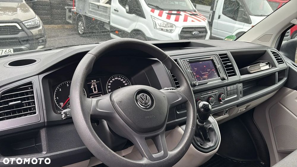 Volkswagen Transporter T6 - 17