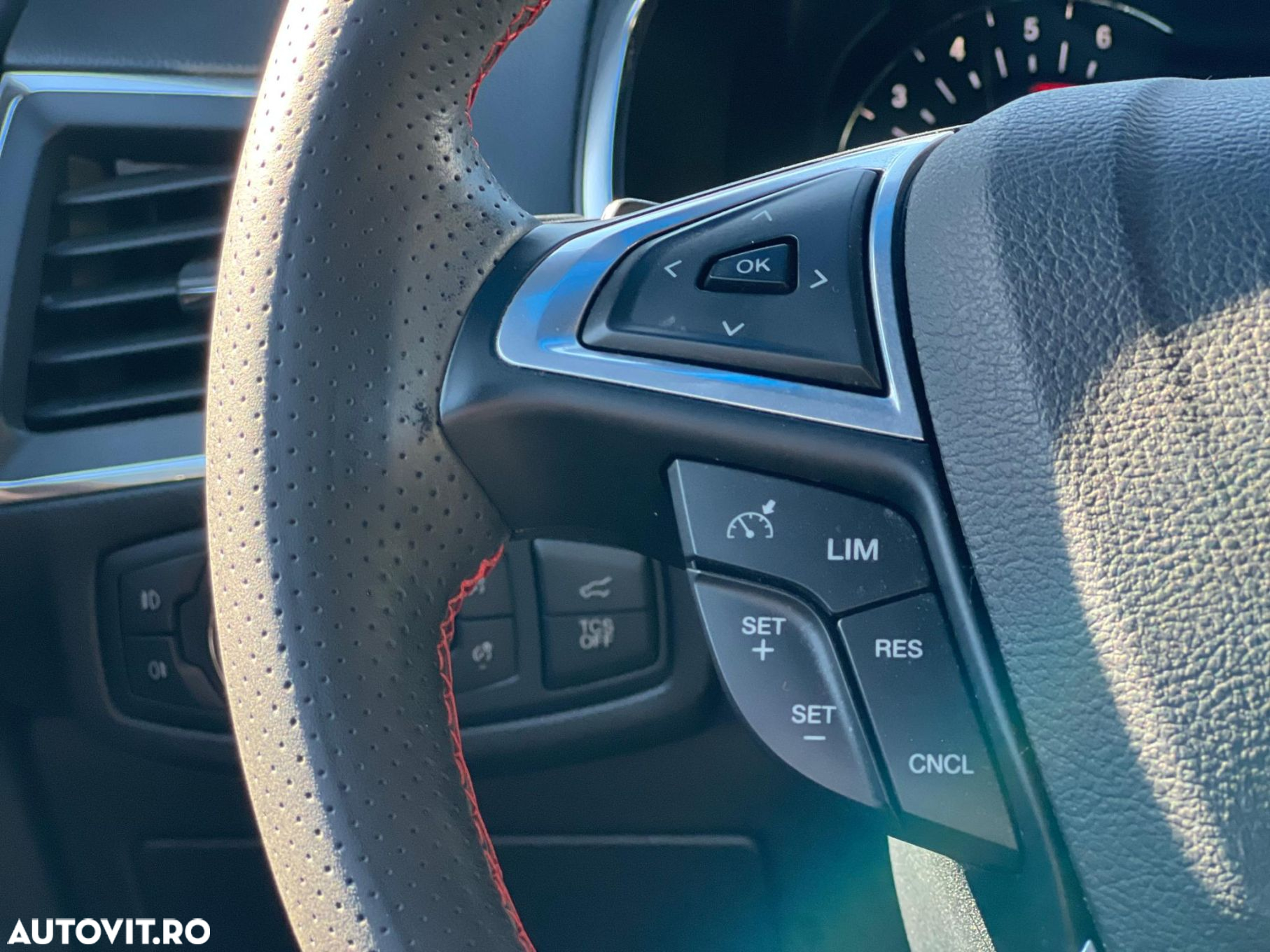 Ford Edge 2.0 Panther A8 AWD ST Line - 19