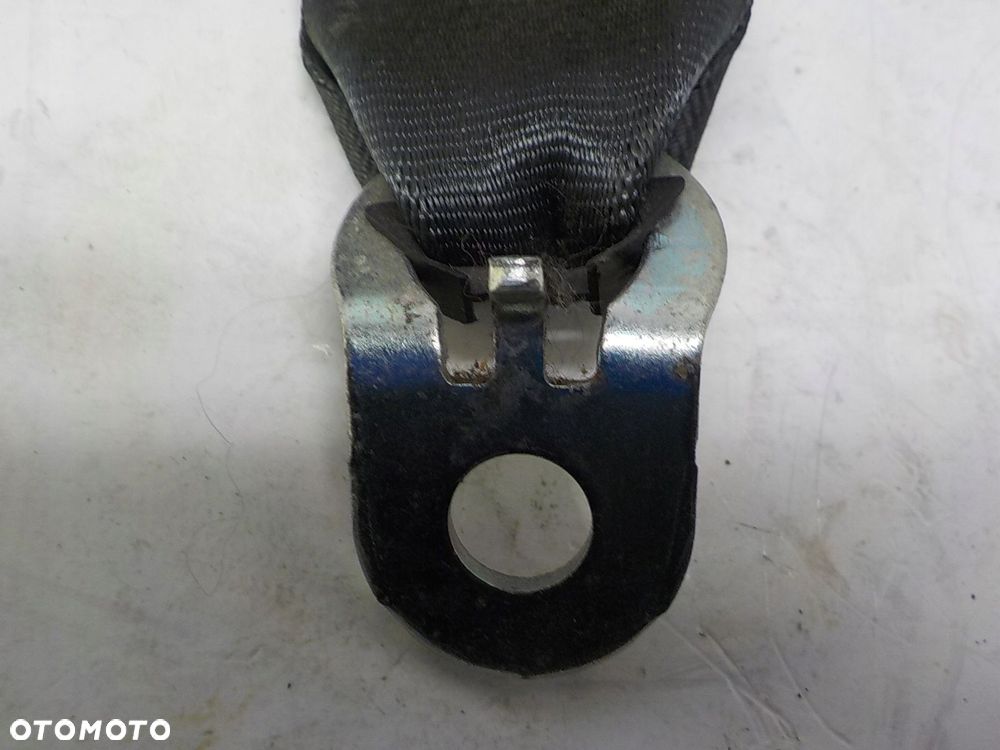 VW PASSAT B6 PAS BEZPIECZEŃSTWA NAPINACZ PRAWY 3C1857706Q 34074890 - 3