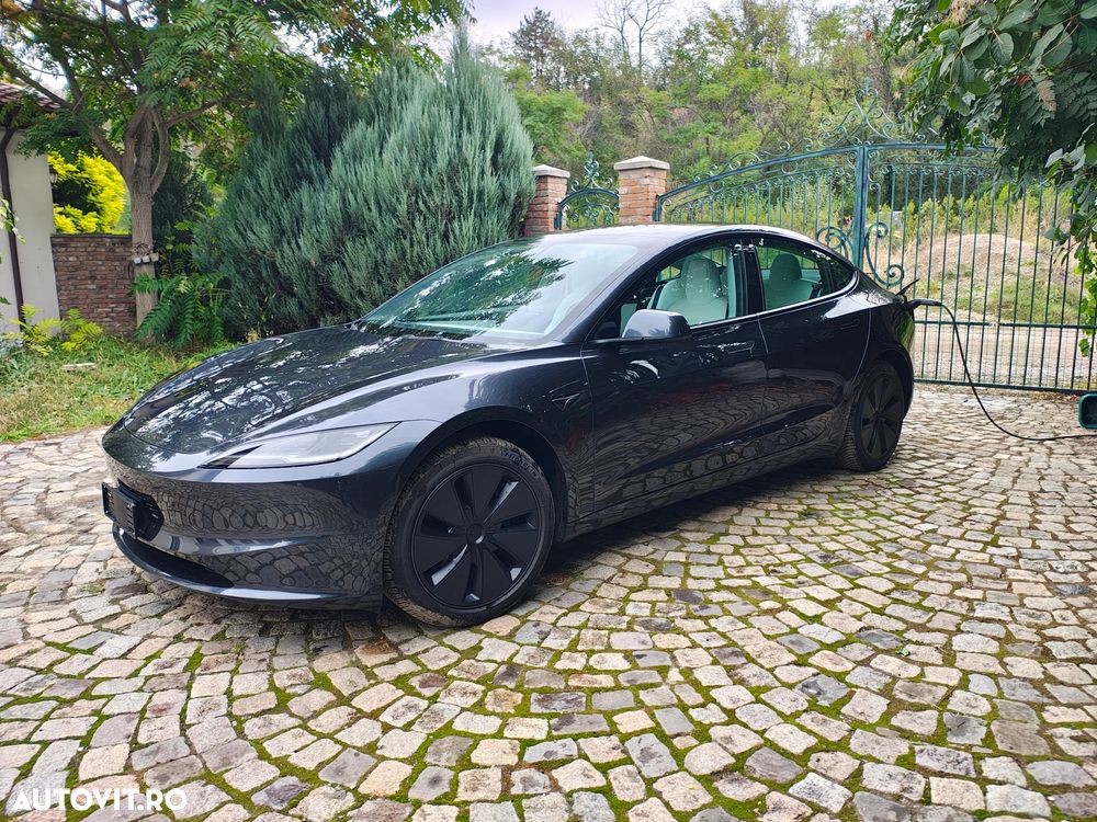 Tesla Model 3 AWD Long Range - 10