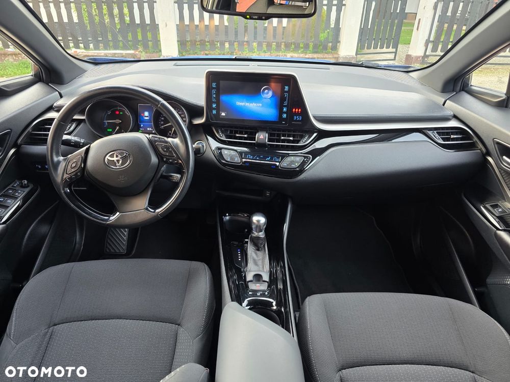 Toyota C-HR - 7