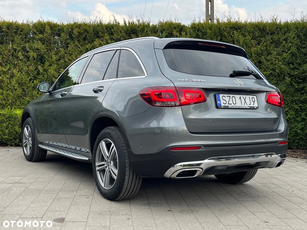 Mercedes-Benz GLC 300 e 4-Matic - 10