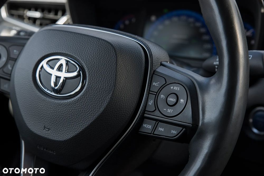 Toyota Corolla 1.8 Business Edition - 36