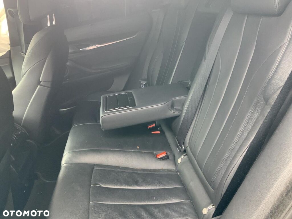 BMW X6 M50d - 13