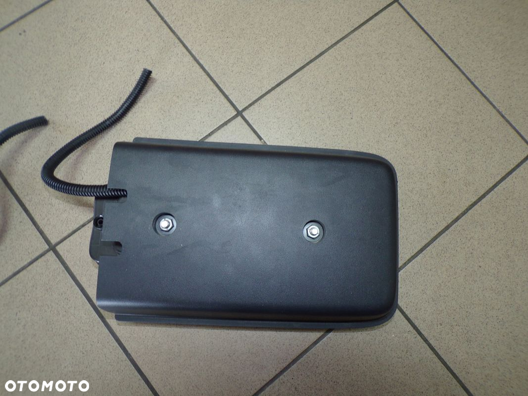 VW T5 T5 Lift Transporter 04-- LAMPA TYLNA NOWA ORYGINALNA DO RAMY SKRZYNII - 9
