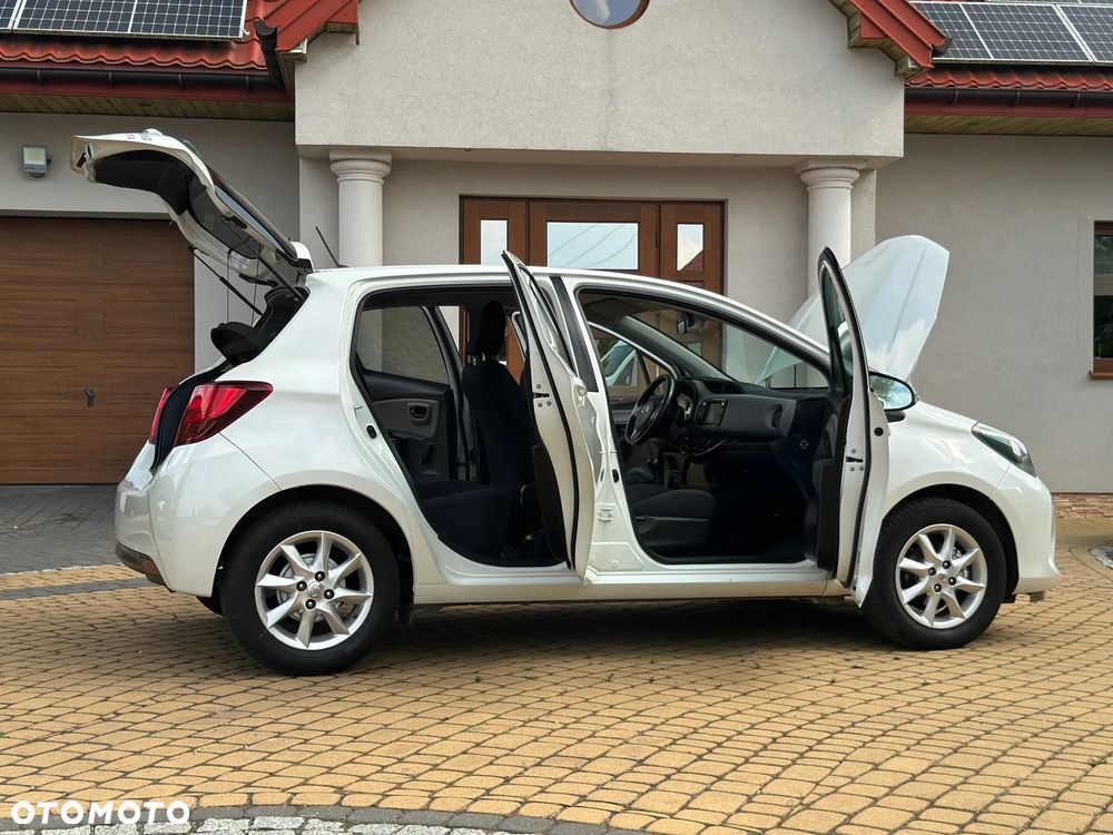 Toyota Yaris - 17