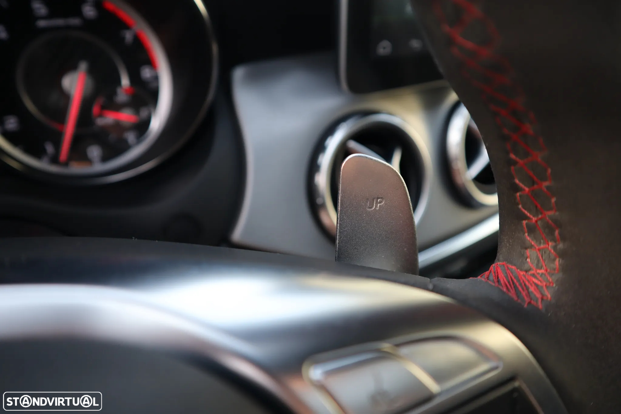 Mercedes-Benz GLA 45 AMG 4-Matic - 24