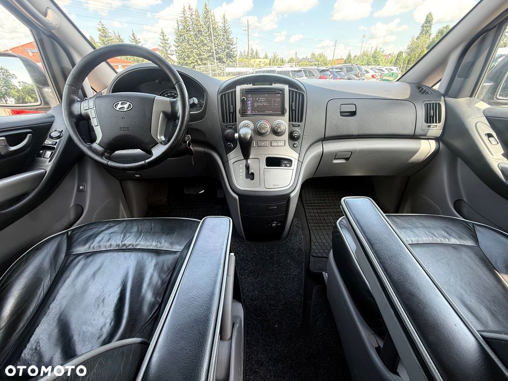 Hyundai H-1 Starex - 11