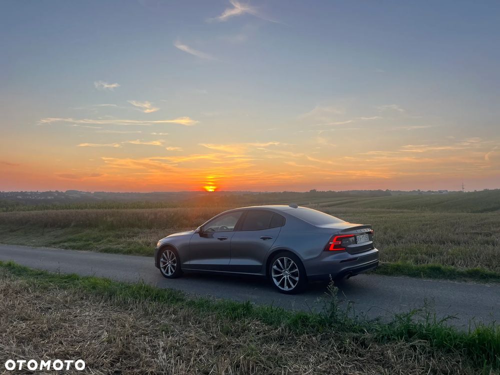 Volvo S60 T6 AWD Momentum Pro - 16